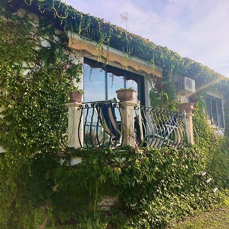 Villa Giulia Parghelia Exterior foto
